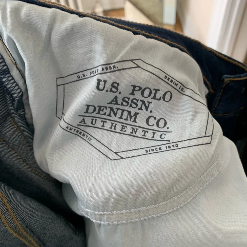 US Polo Assn USPA Men’s Jeans Straight Leg 36W 32L cotton stretch NWOT gold pony